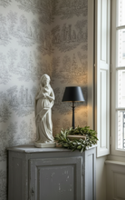 Cargar imagen en el visor de la galería, Stella Matutina - topo (29cms)