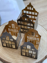 Cargar imagen en el visor de la galería, Casitas portavelas ( trio)