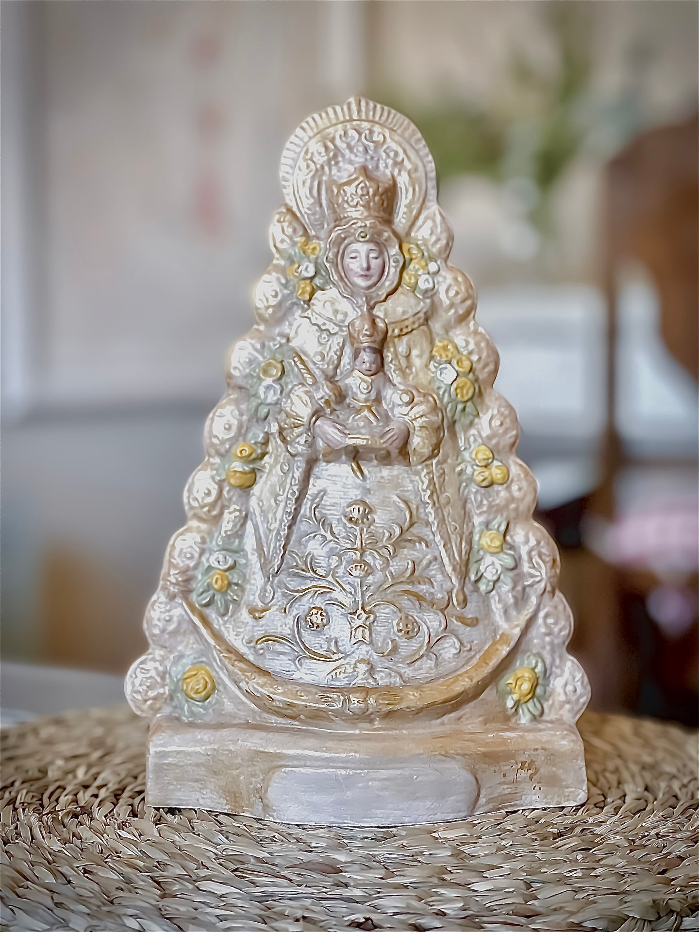 Virgen del Rocío - Flor amarilla (oferta primavera -30%)