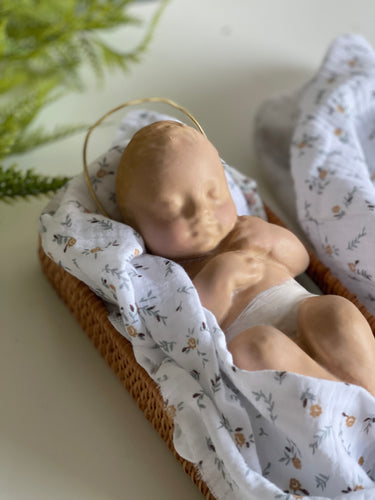 Niño Jesús tela florecitas